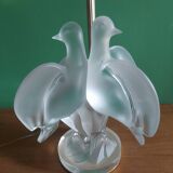 Crystal lamp Lalique with two doves model Ariane