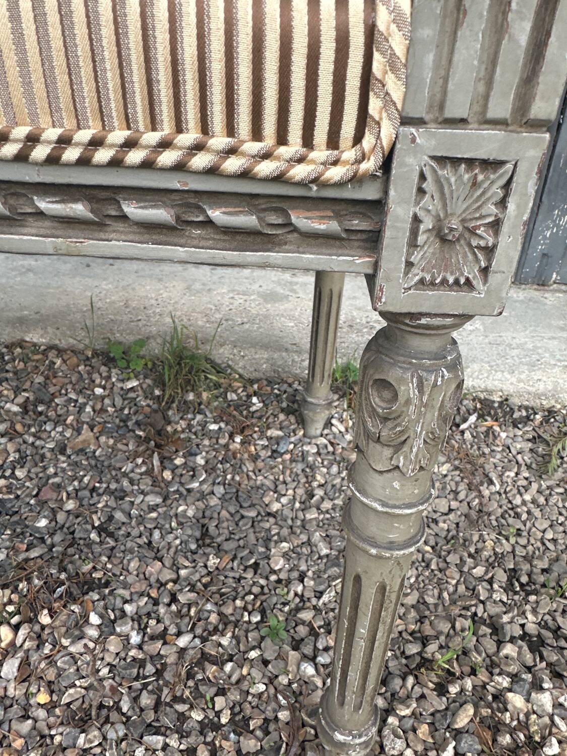 Small painted wooden bench