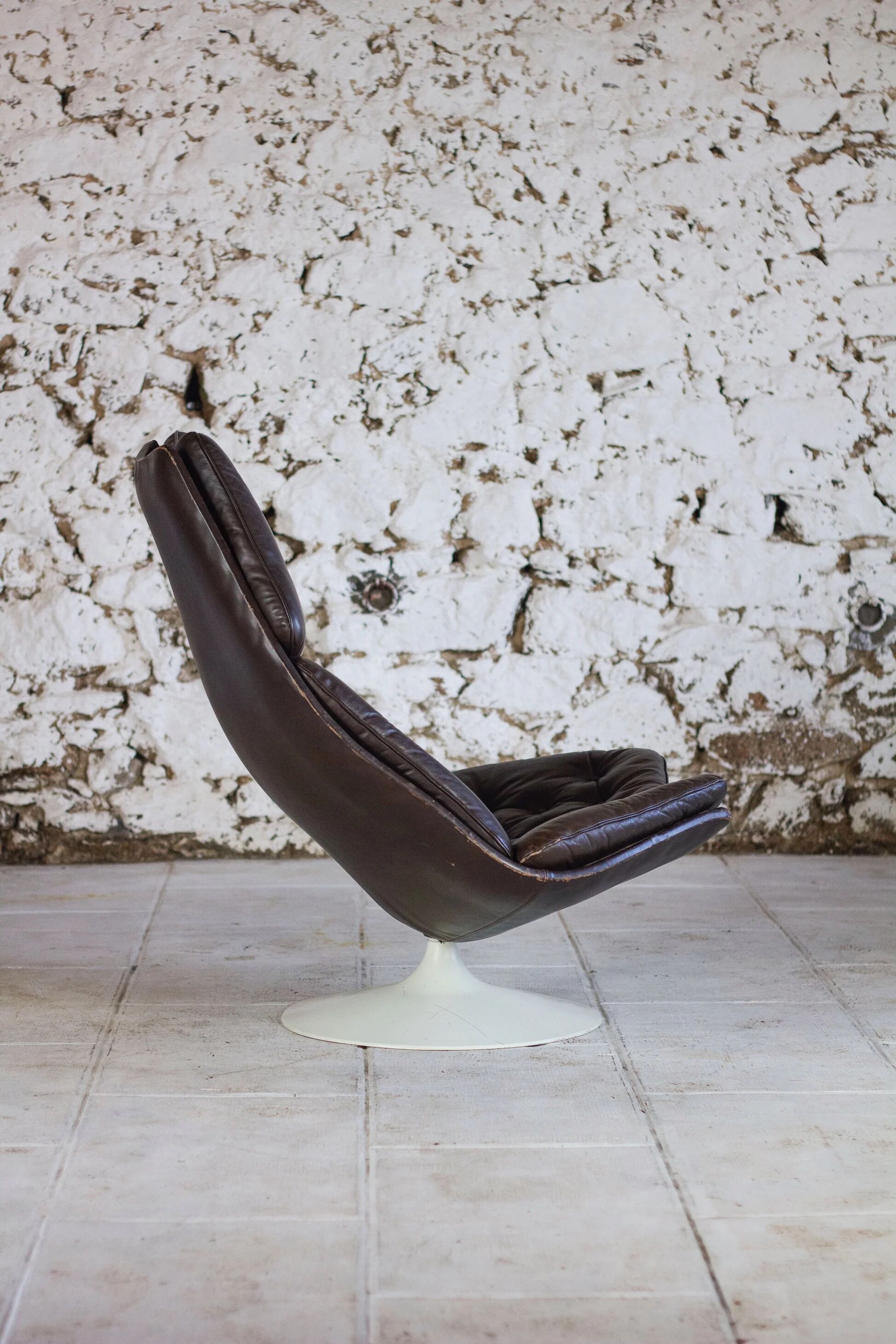 F588 armchair in leather by Geoffrey Harcourt for Artifort, 1960