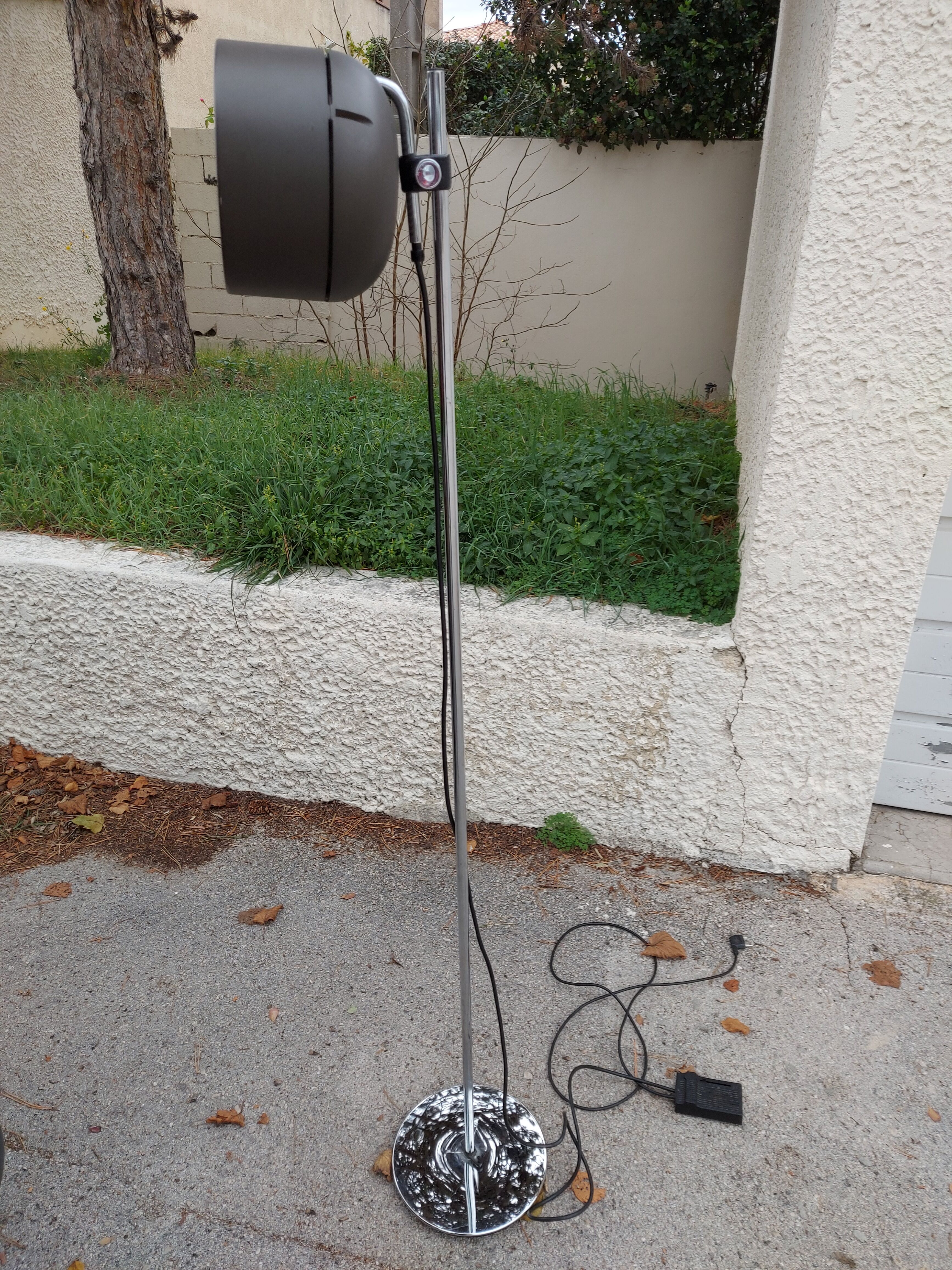 Vintage Italian lamppost Punto Luce