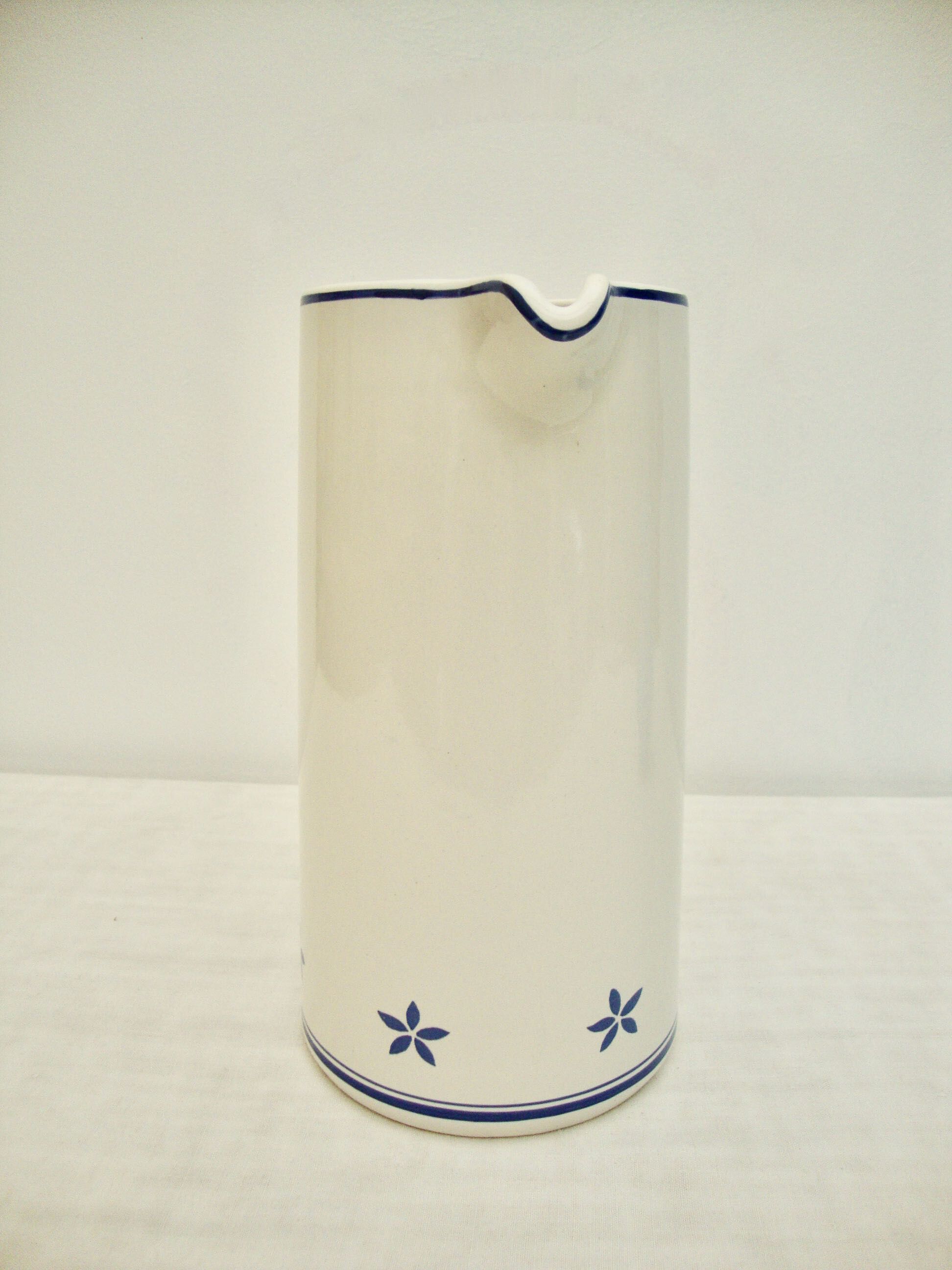 Broc in Romanian earthenware