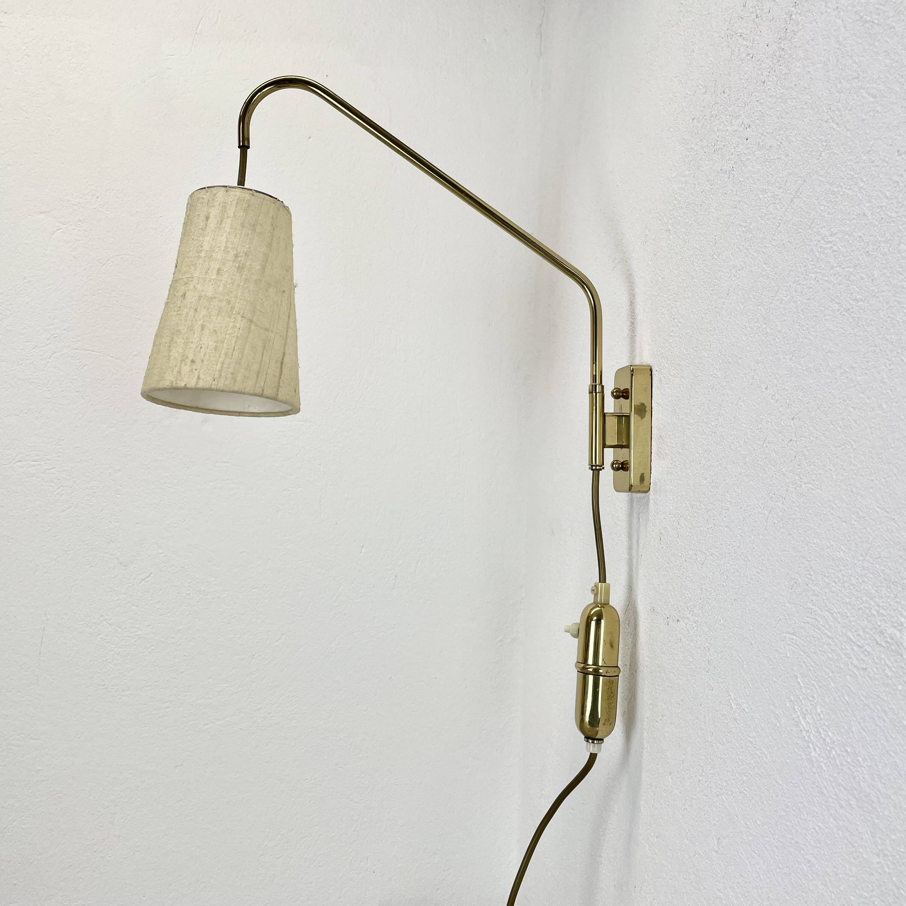 Minimalist Adjustable Swing Arm counterweight Brass Wall Light, Germany 1950