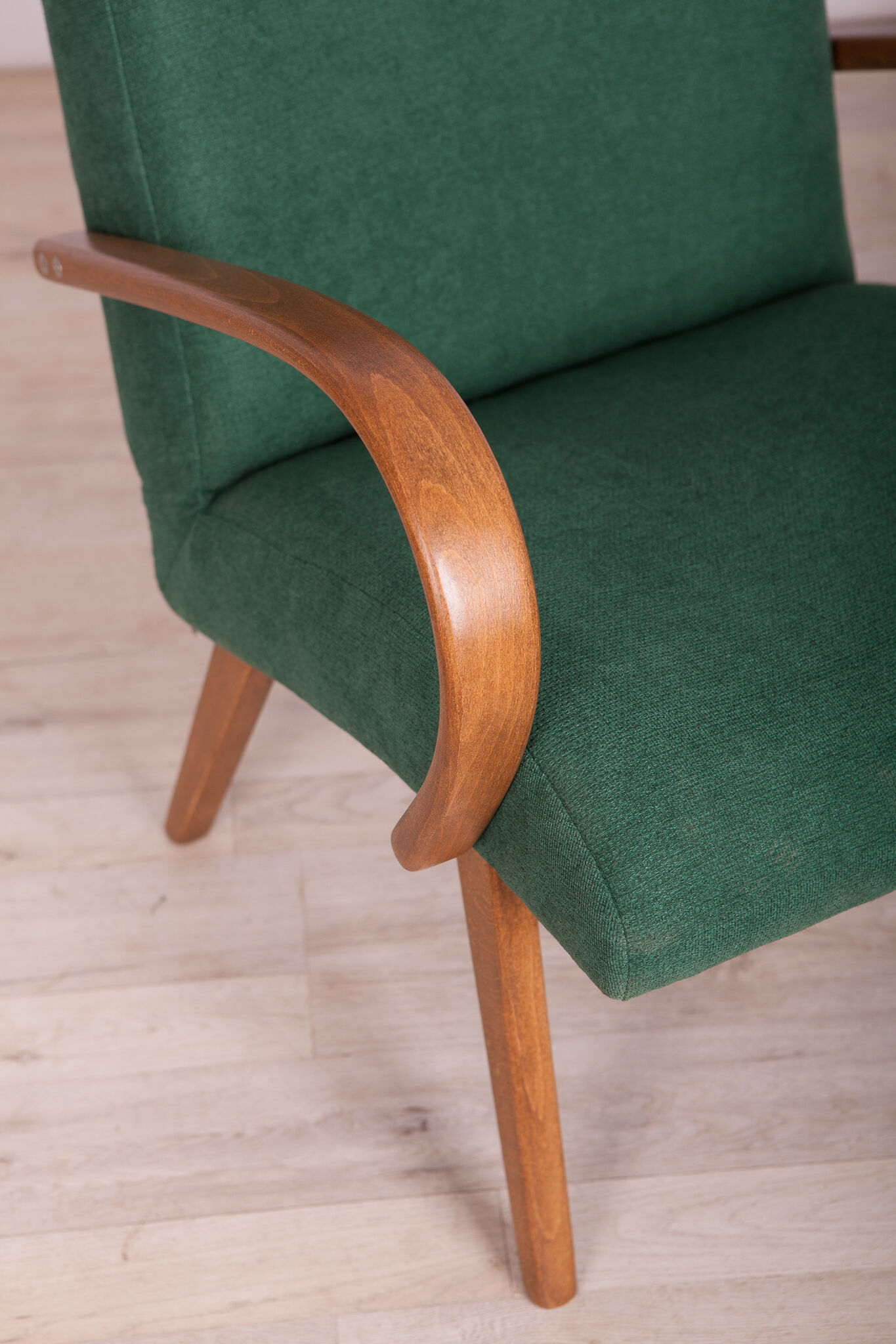 Pair of Model 53 armchairs by Jaroslav Smidek for TON, 1960s