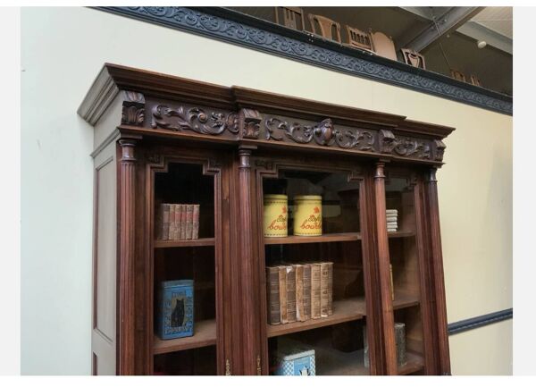 Bibliothèque néo-Renaissance ancienne, vitrine, noyer