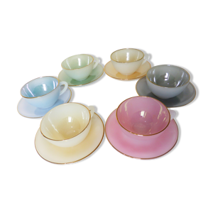 6 tasses et sous tasses