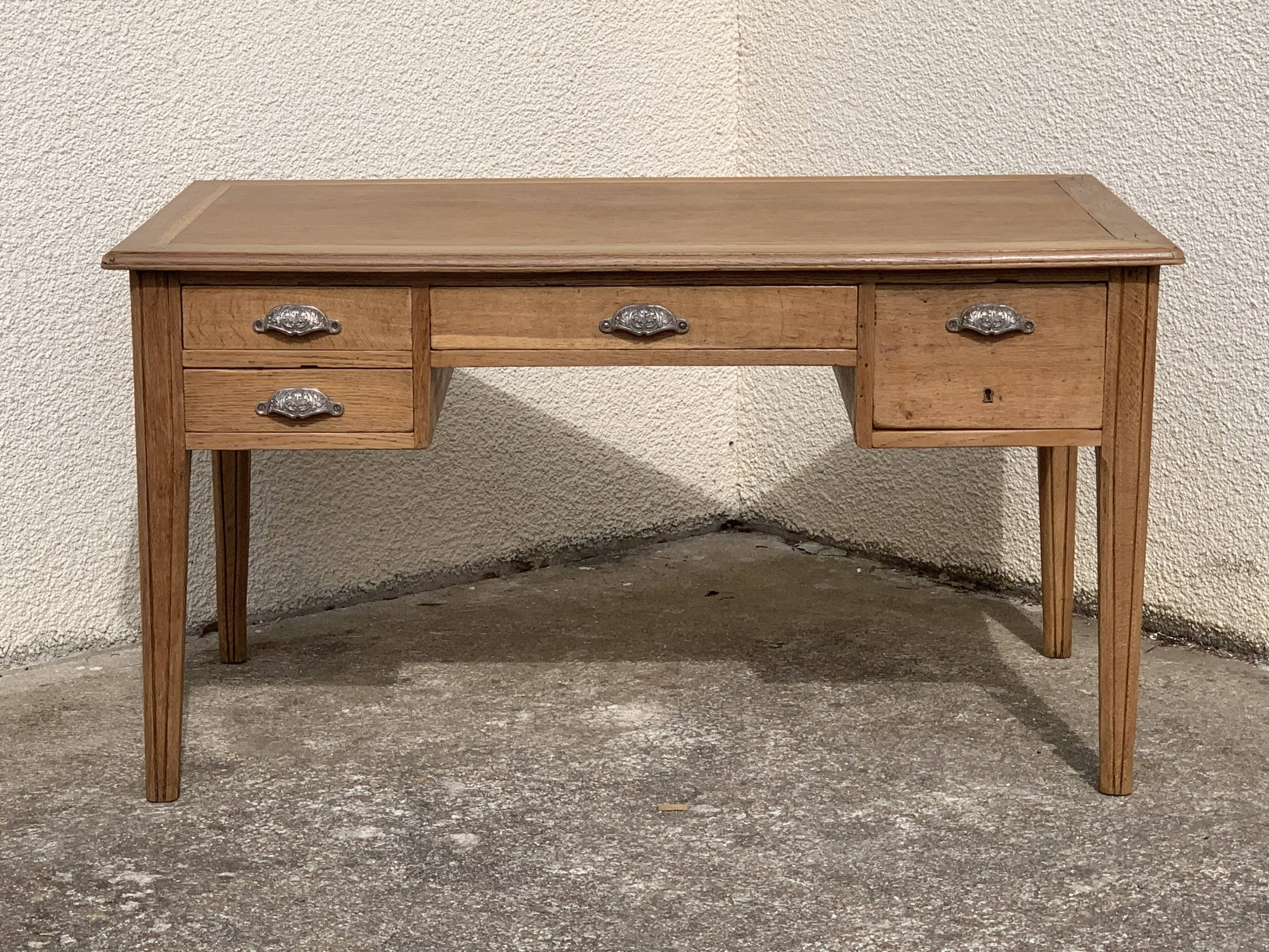 Solid desk in raw oak handles art deco shells