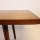 Table basse en teck de conception danoise des années 1960.