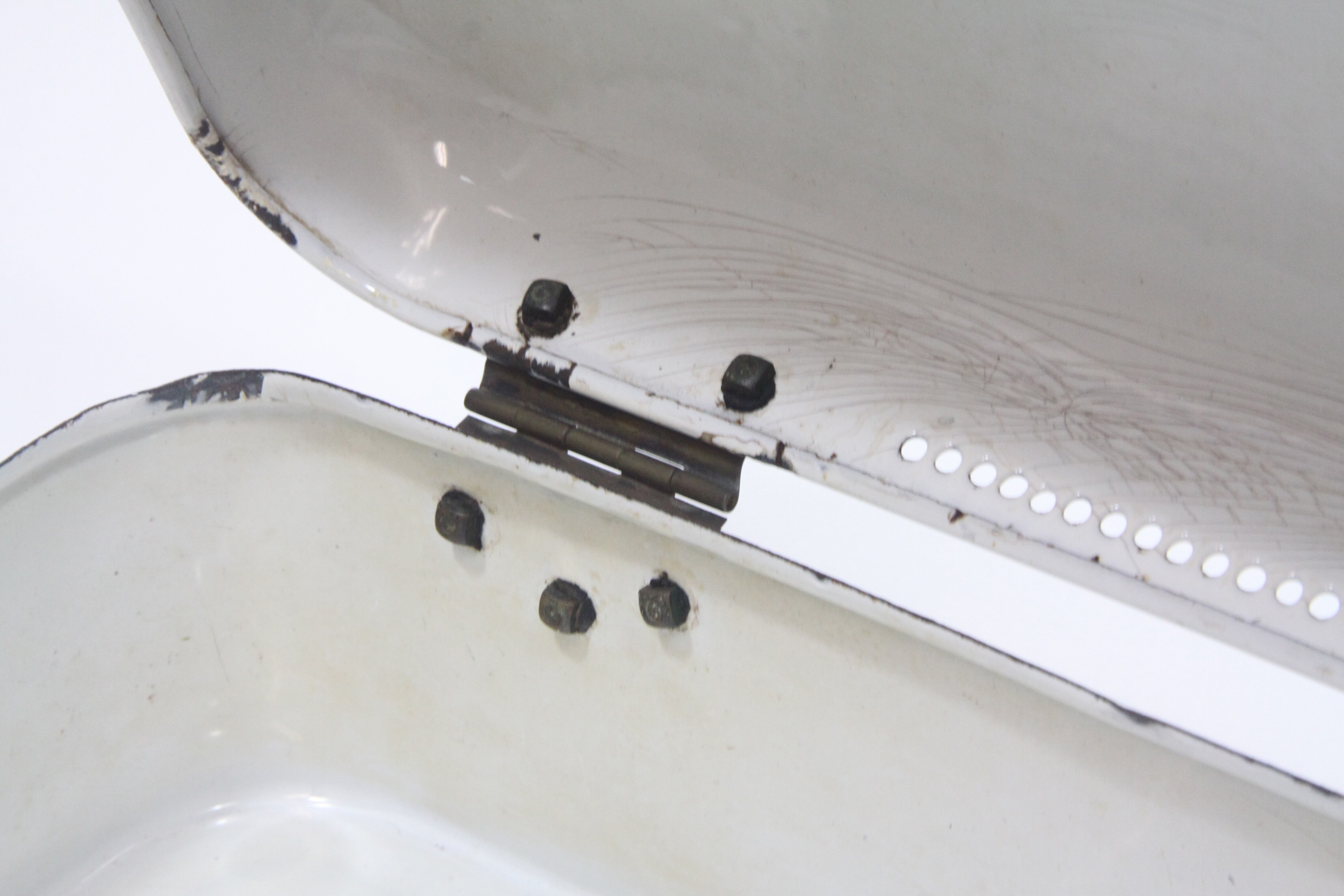 Enameled box from the 1950s