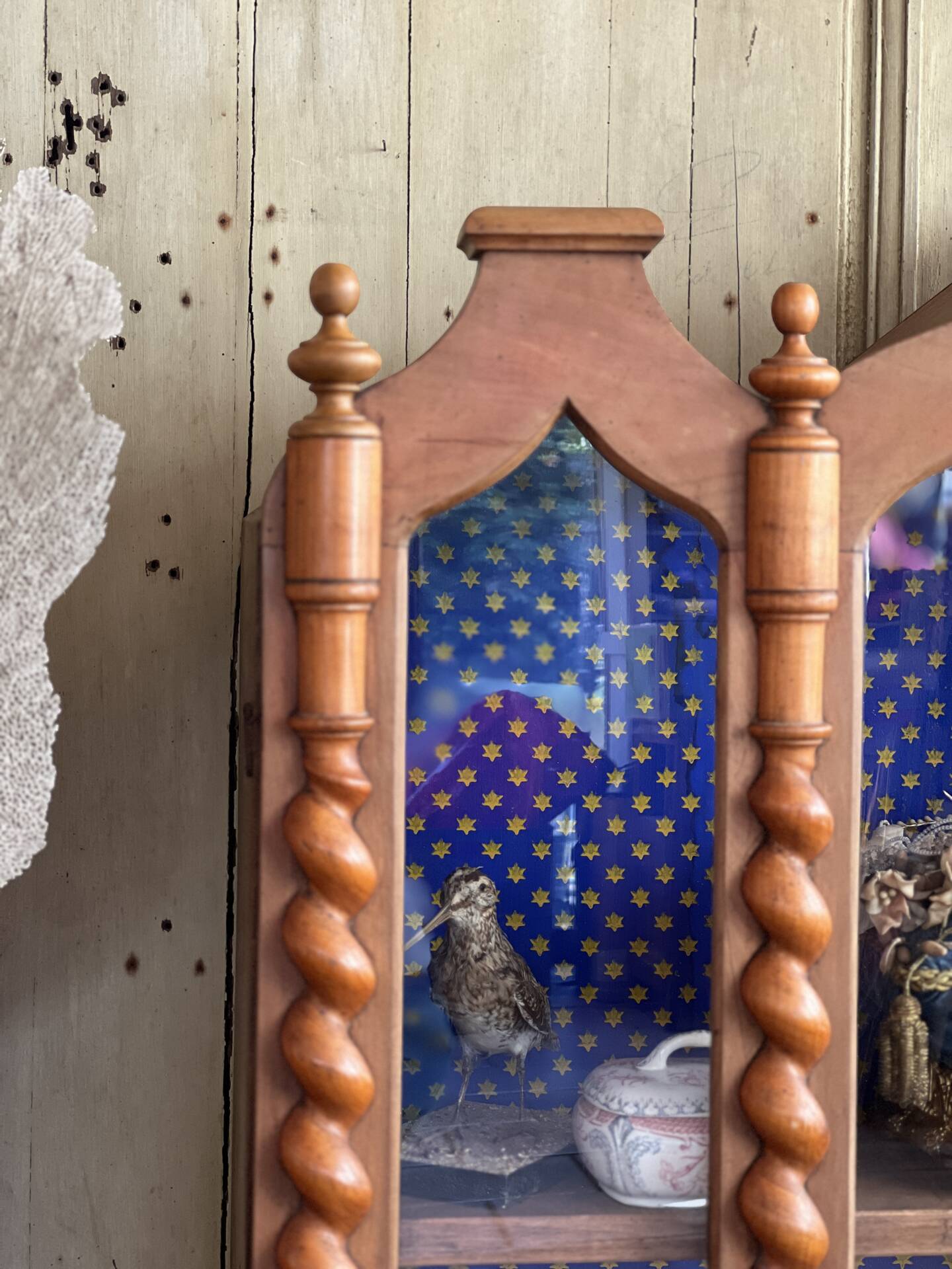 Vitrine ancienne