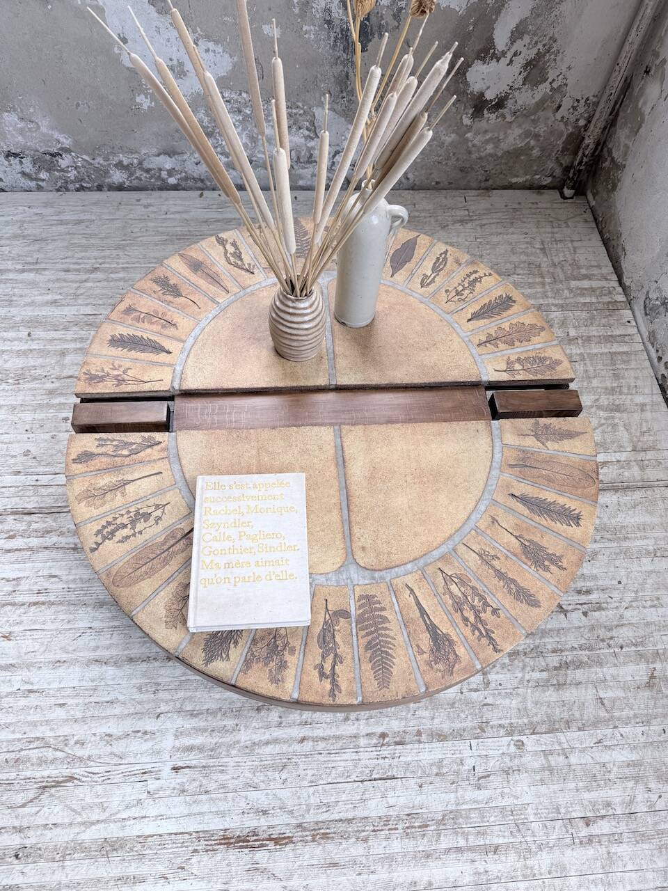 Table basse Roger Capron « grain de café »
