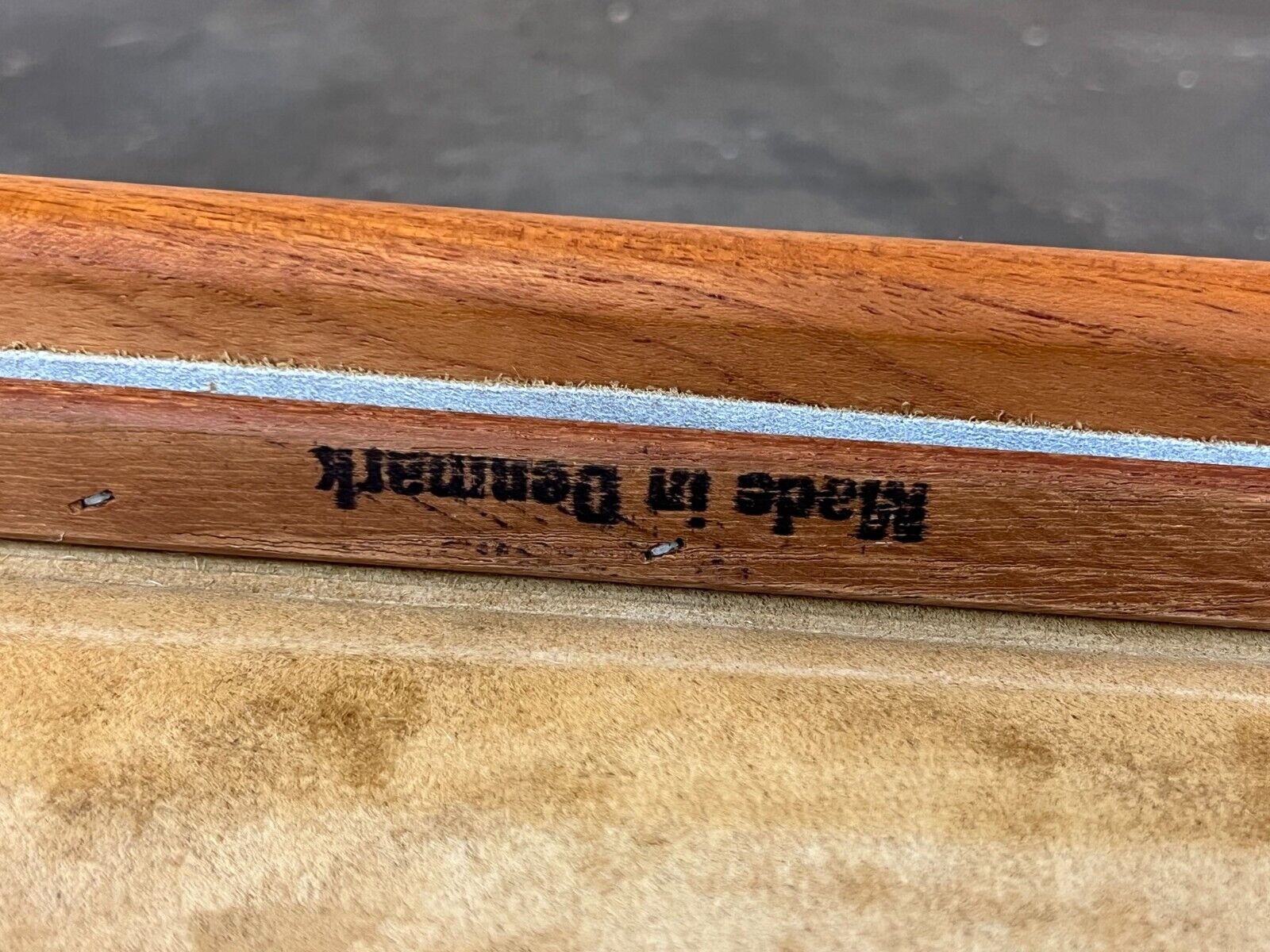 60's 70's newspaper holder magazine rack by Aksel Kjersgaard in teak and suede