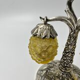 Servant salt and pepper pineapple decoration