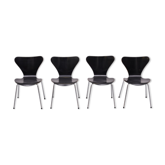 4 chaises 3107 Butterfly Design Arne Jacobsen pour Fritz Hansen