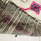 100% wool rug, handmade 225x150cm