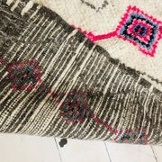 100% wool rug, handmade 225x150cm