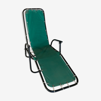 Chaise longue tissu vert et tube métal noir