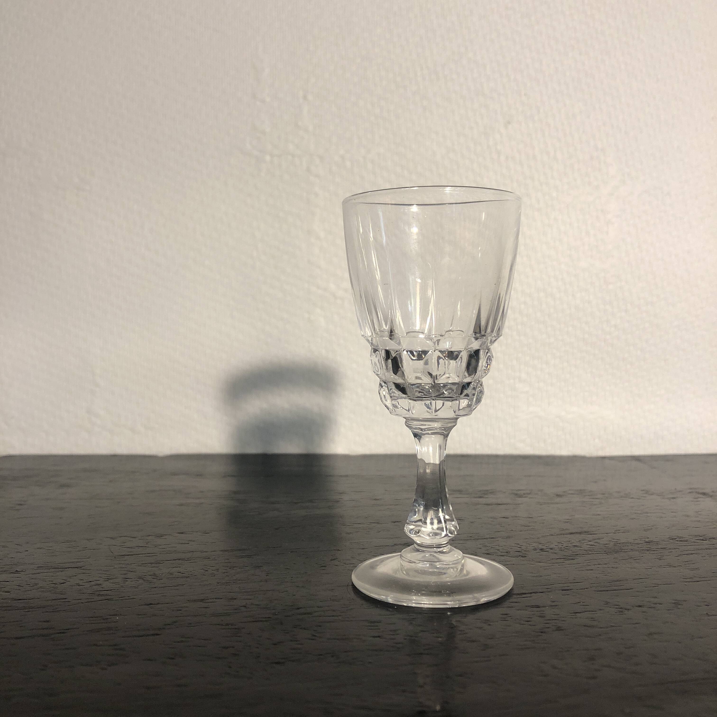 Crystal liquor glasses