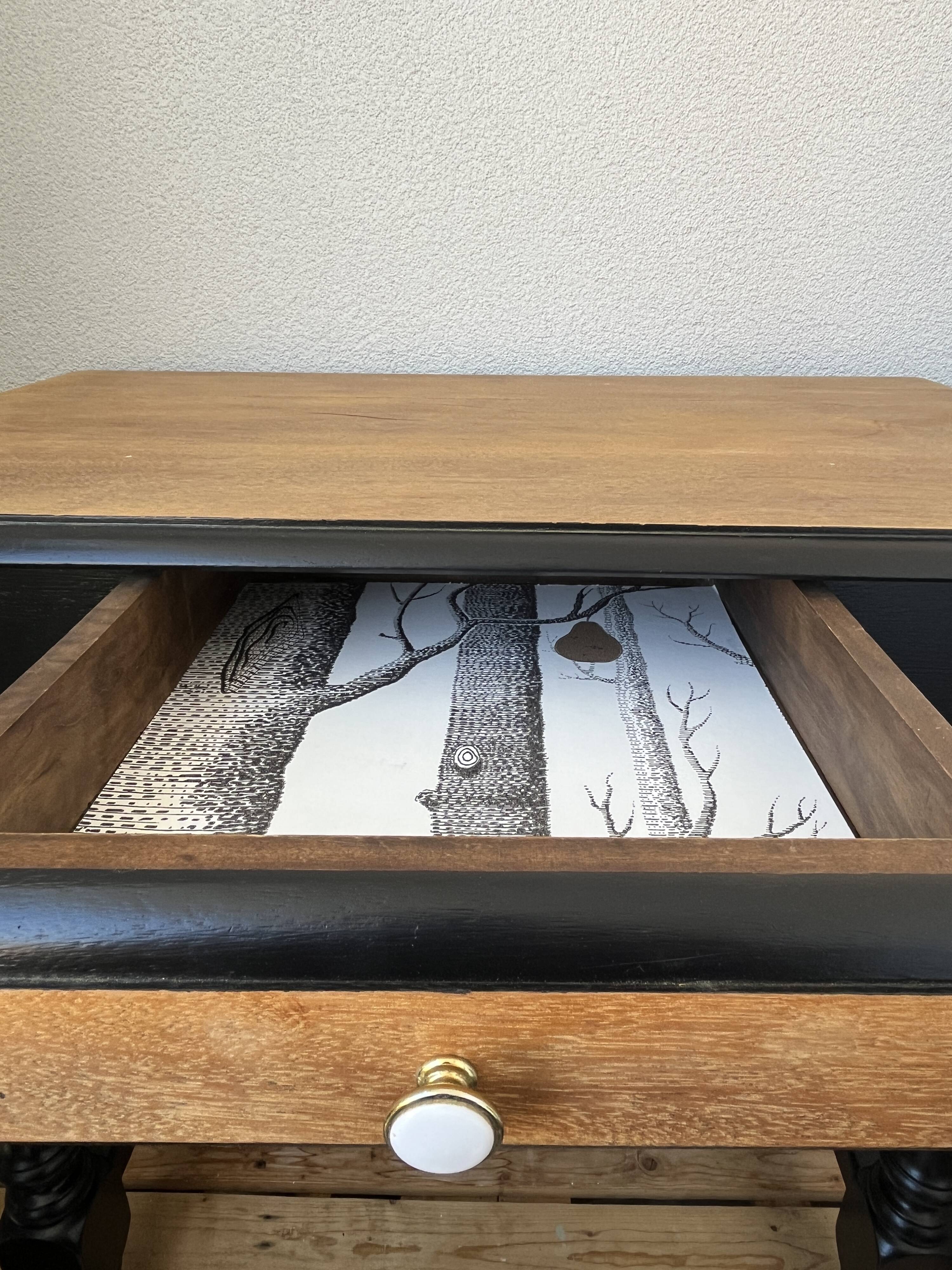 Desk/Console