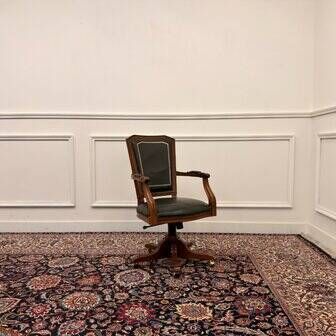 Large classic English green Chesterfield office chair