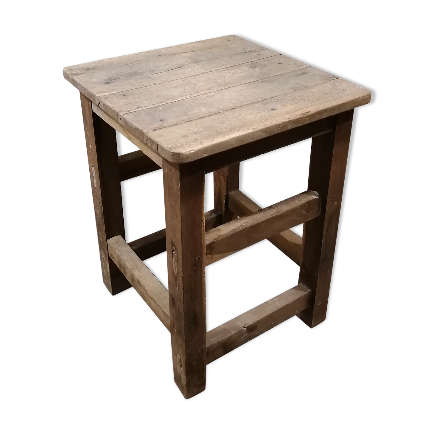 Old square workbench