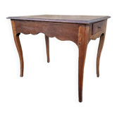 Petite table d'epoque Louis XV, en noyer, XVIII ème s.