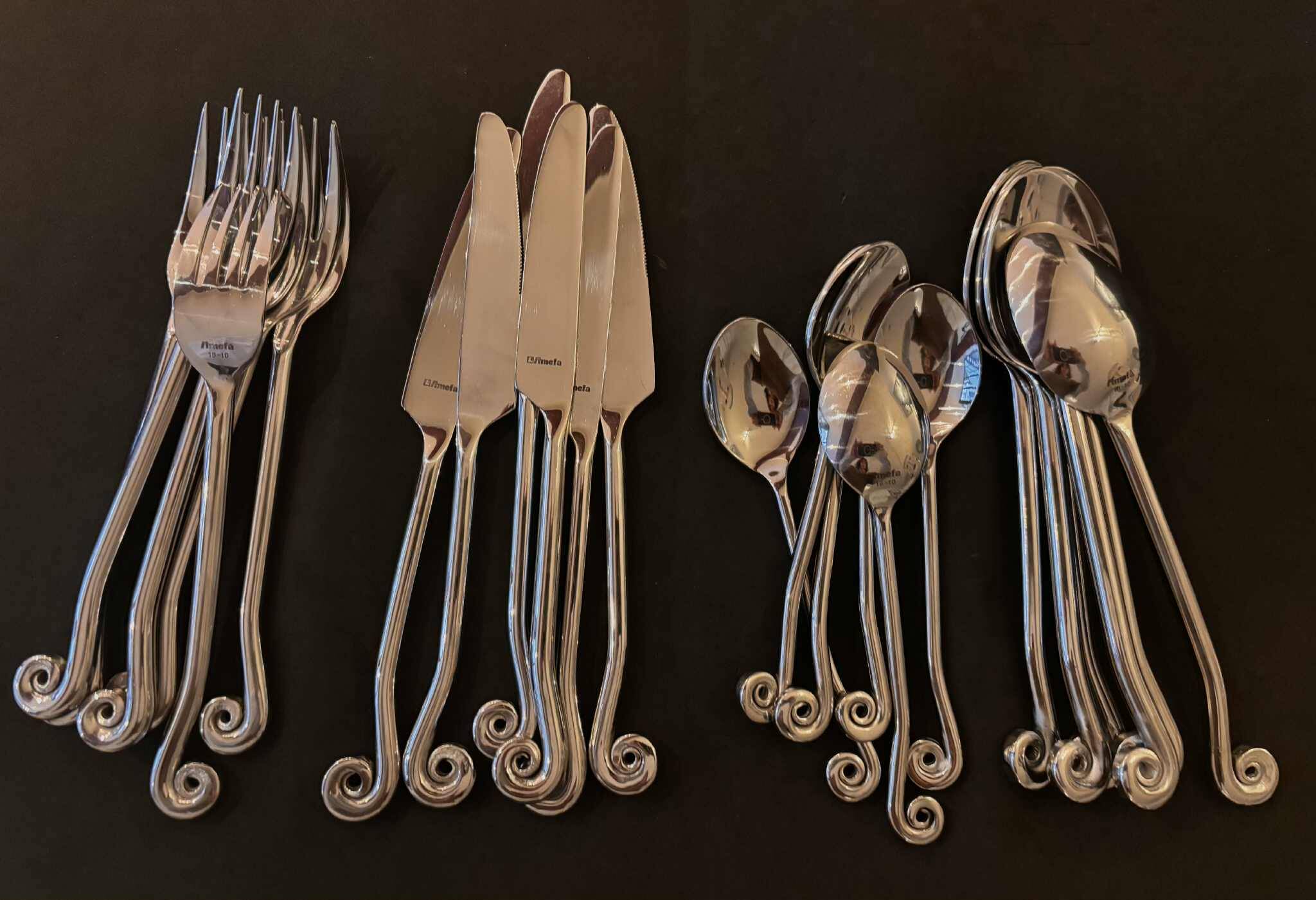 Set of 24 cutlery
