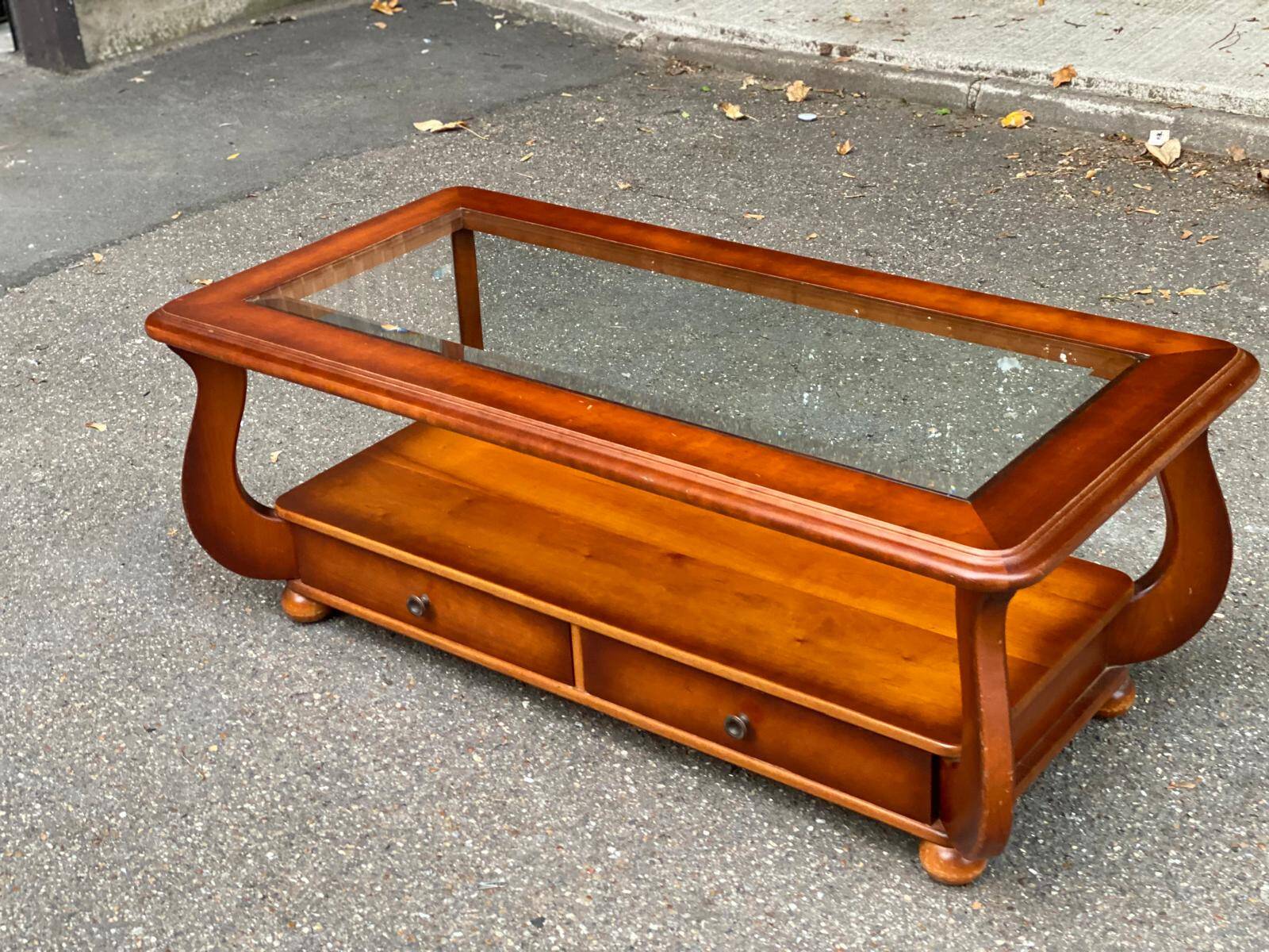 Louis XIV coffee table in solid wood and glass with 2 drawers