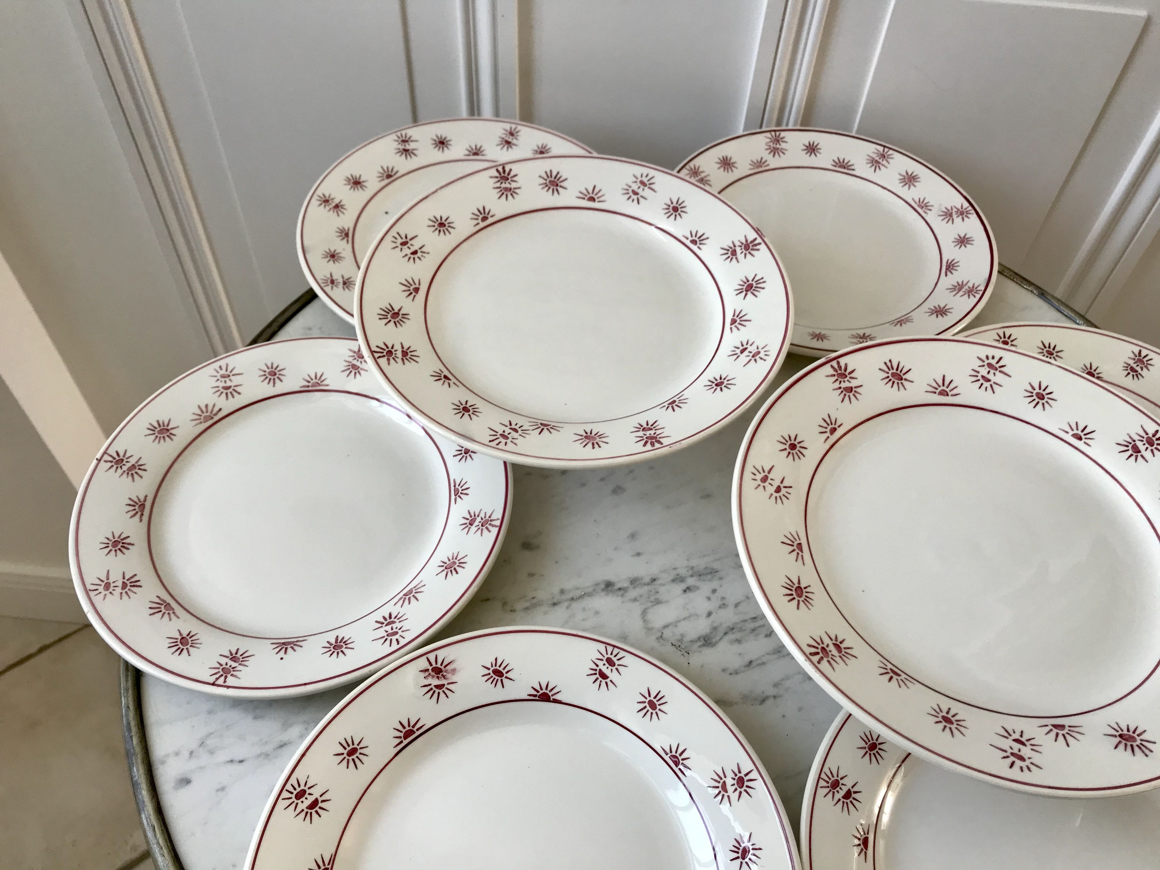 Set of 8 dessert plates Digoin Sarreguemines model "Andrée" small suns 30s