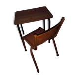 Petit bureau et chaise d'écolier