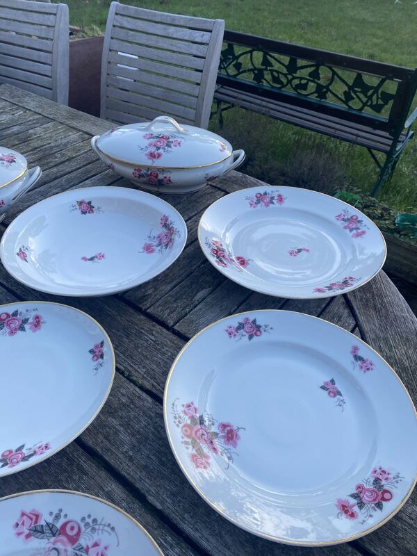 Service de table en porcelaine Cirot Gadouin