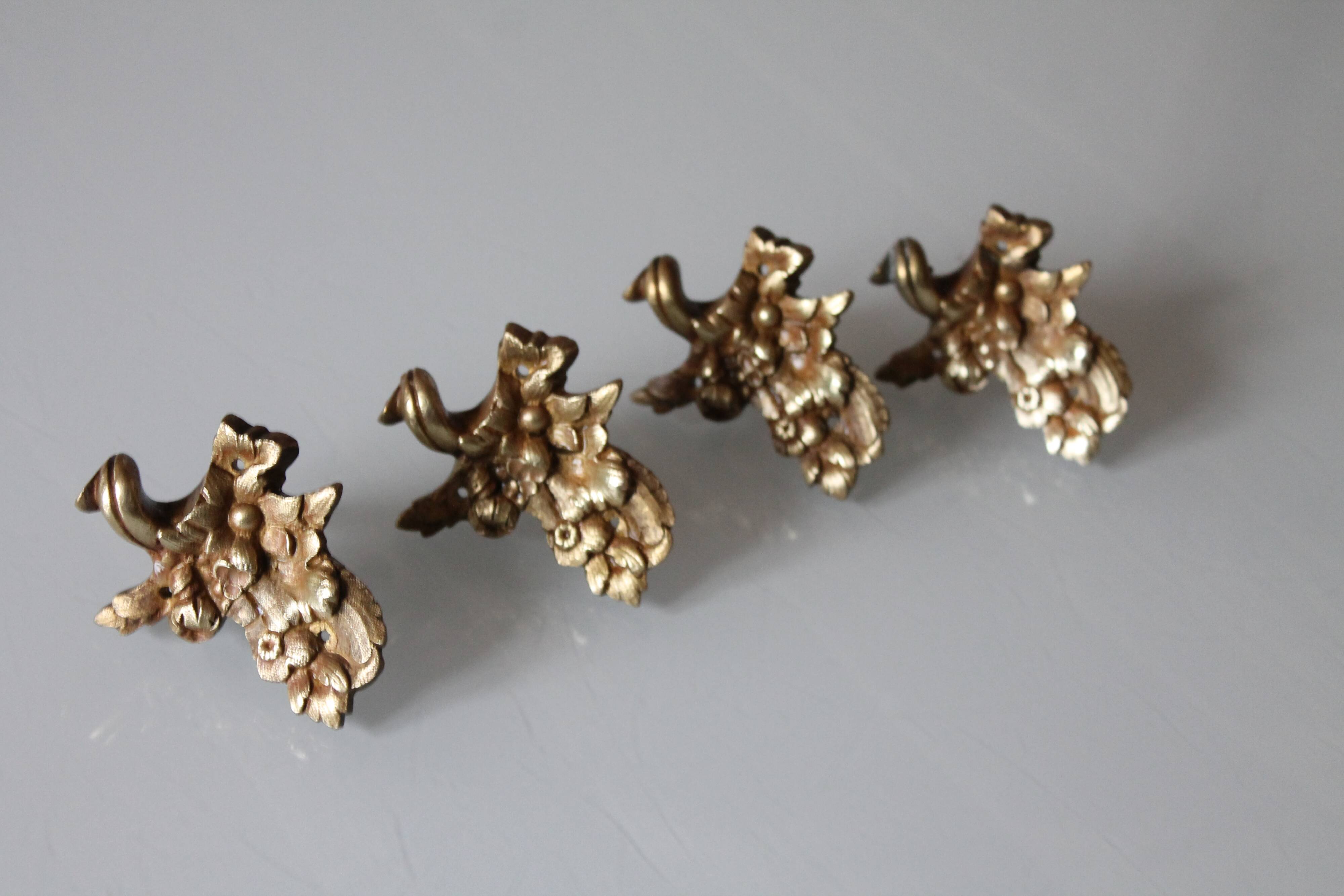 4 antique furniture decorations, ornament for a side table, furniture supplies