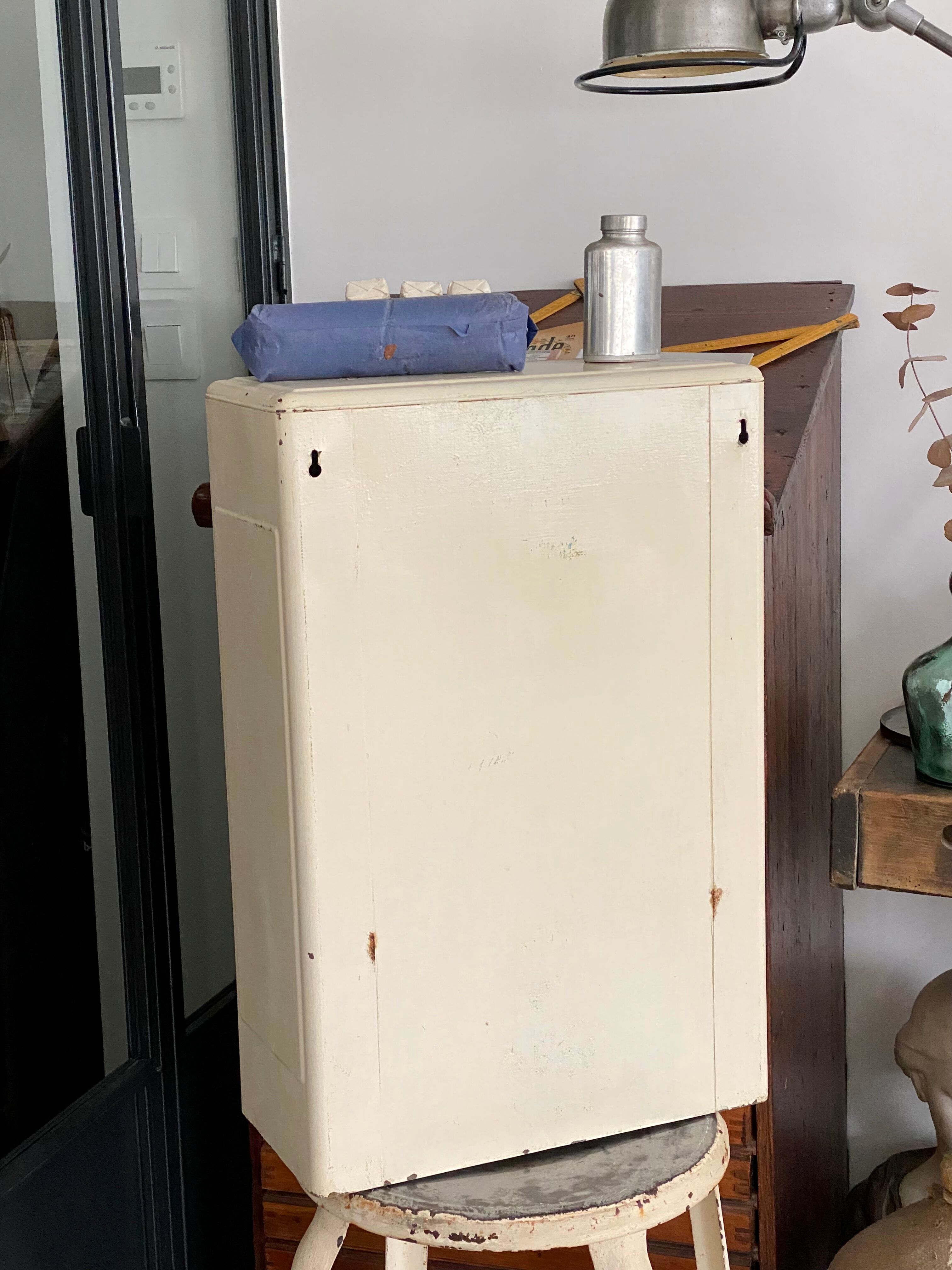 Vintage metal medicine cabinet
