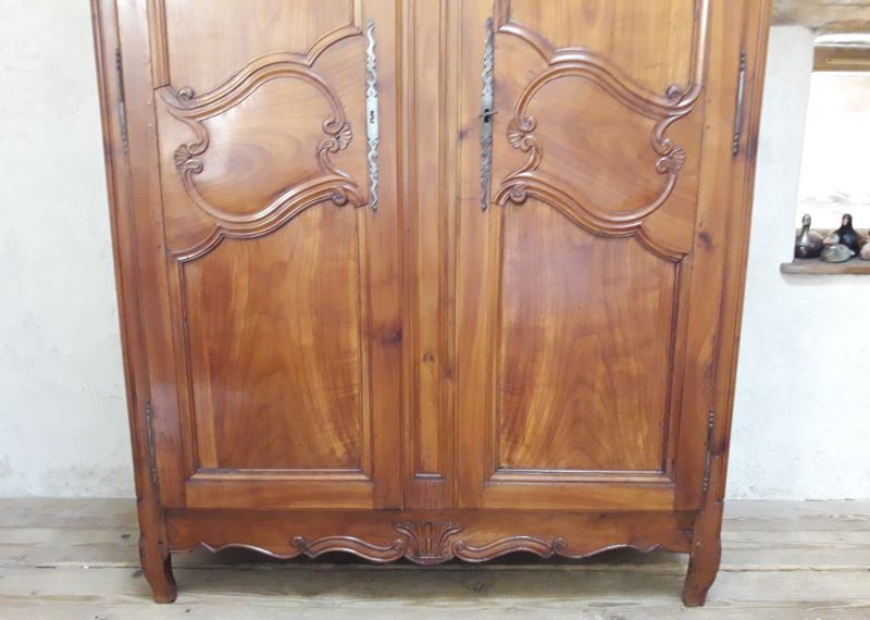 Cherry cabinet XIX° Louis XV