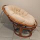 Fauteuil pivotant en rotin et coussin lin