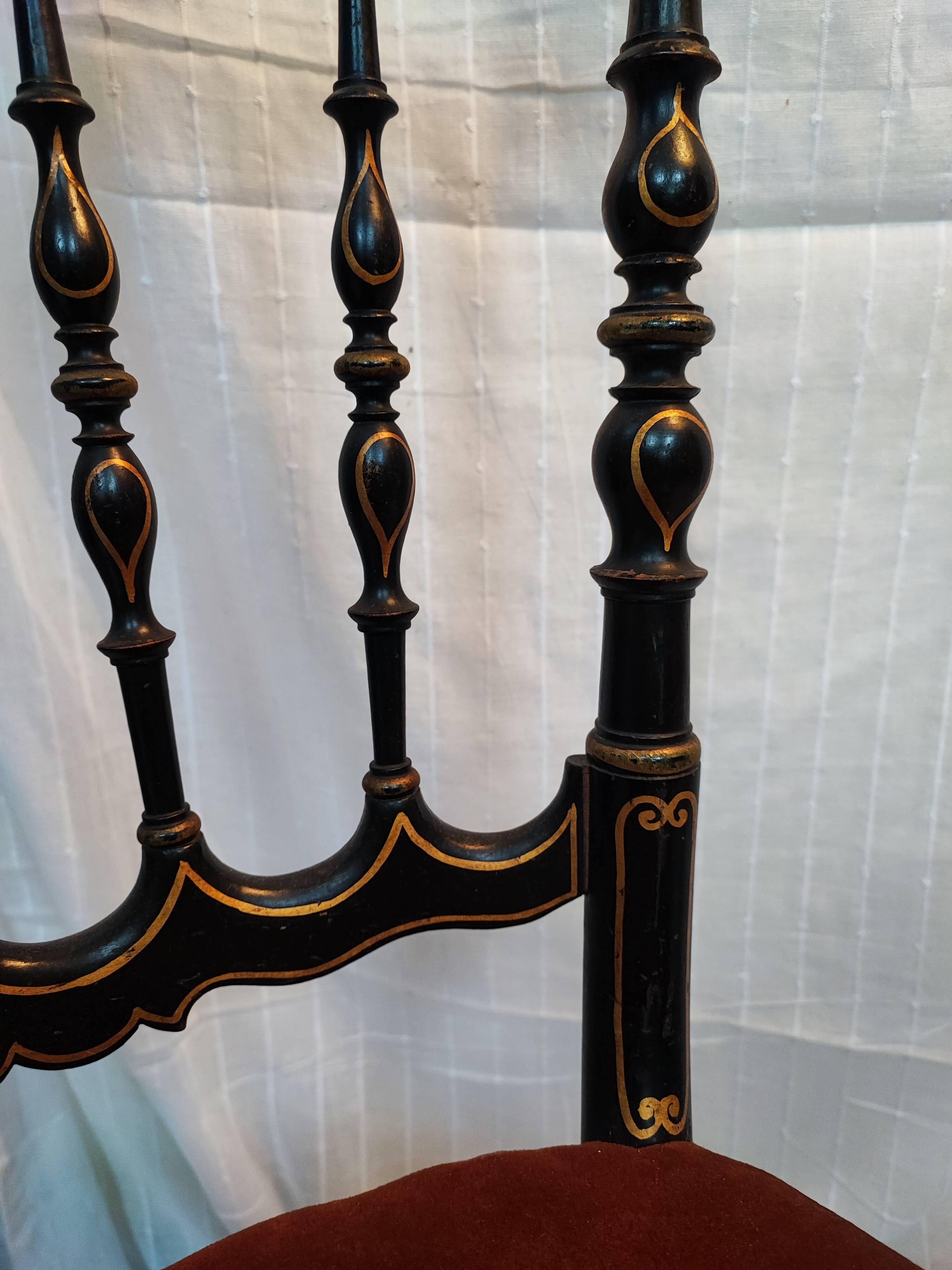 Paire de chaises Napoléon III modèle Opéra