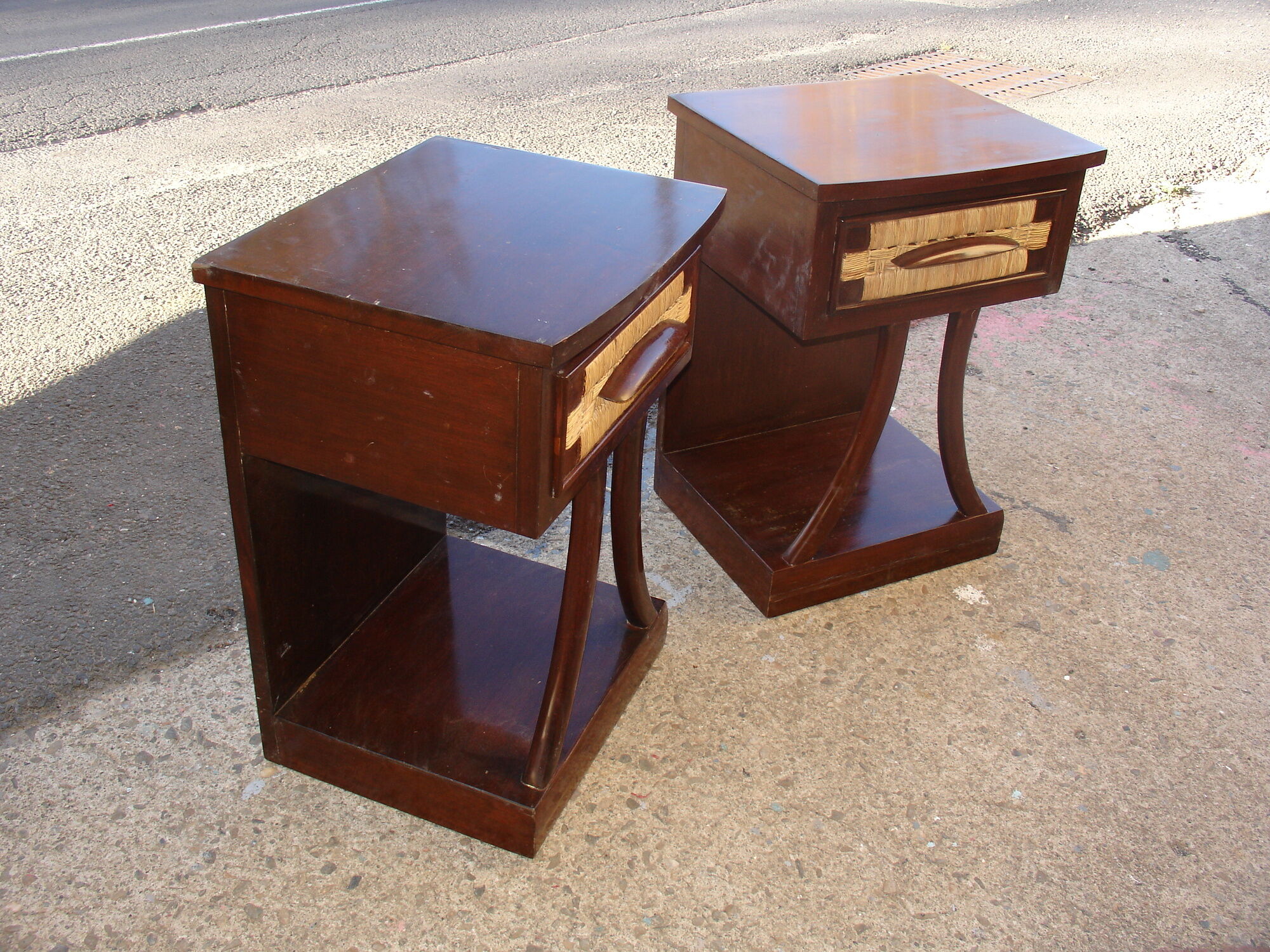 Pair of mahogany nightstands and mulching manufacturing Mexico in 1959