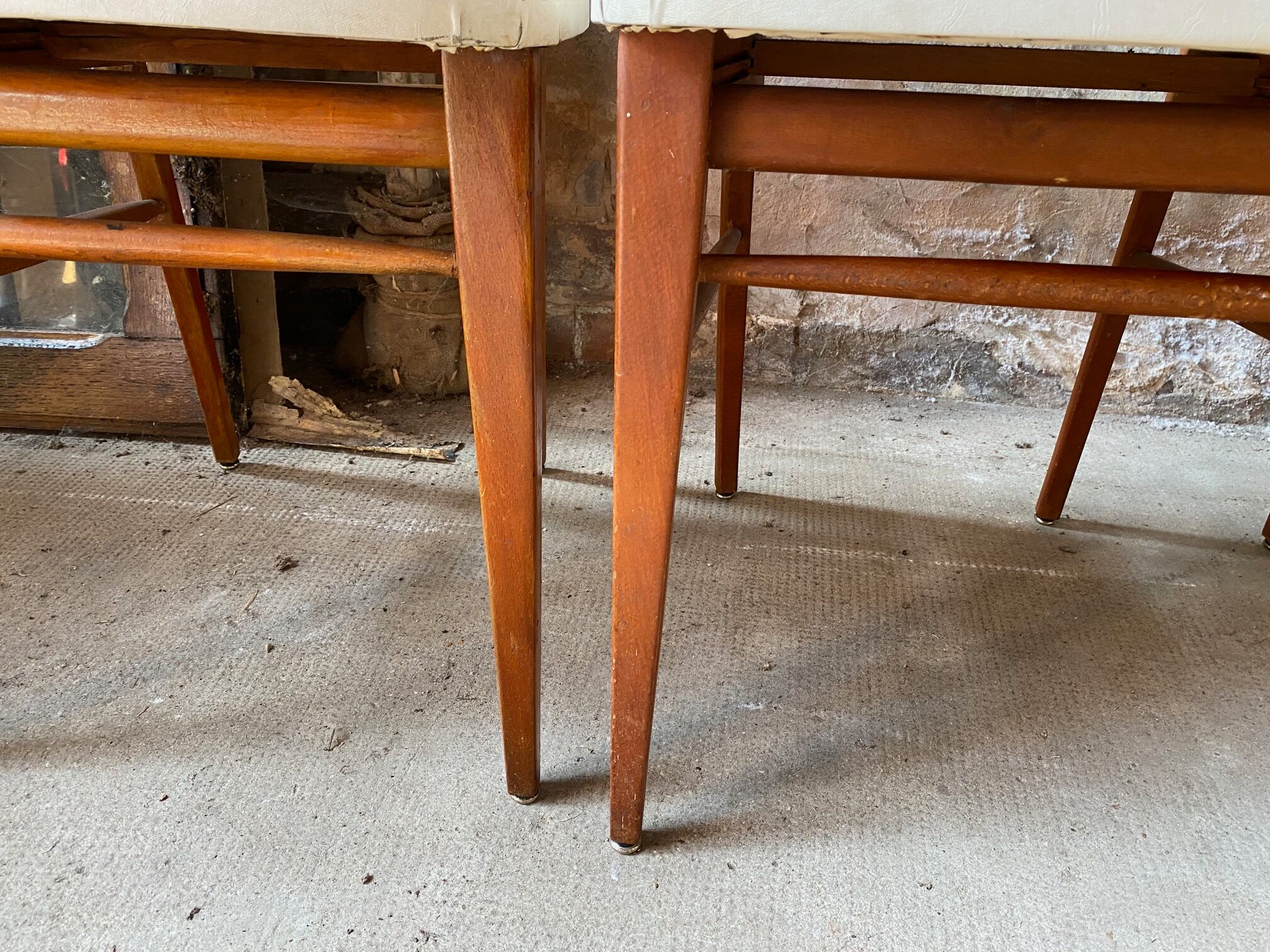 Set of 4 vintage an50 Scandinavian white chairs