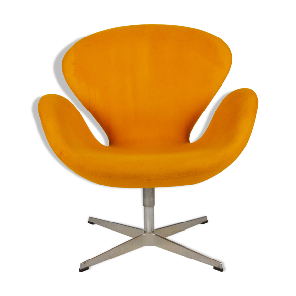 Fauteuil Swan Modèle 3320 jaune par Arne Jacobsen pour Fritz Hansen