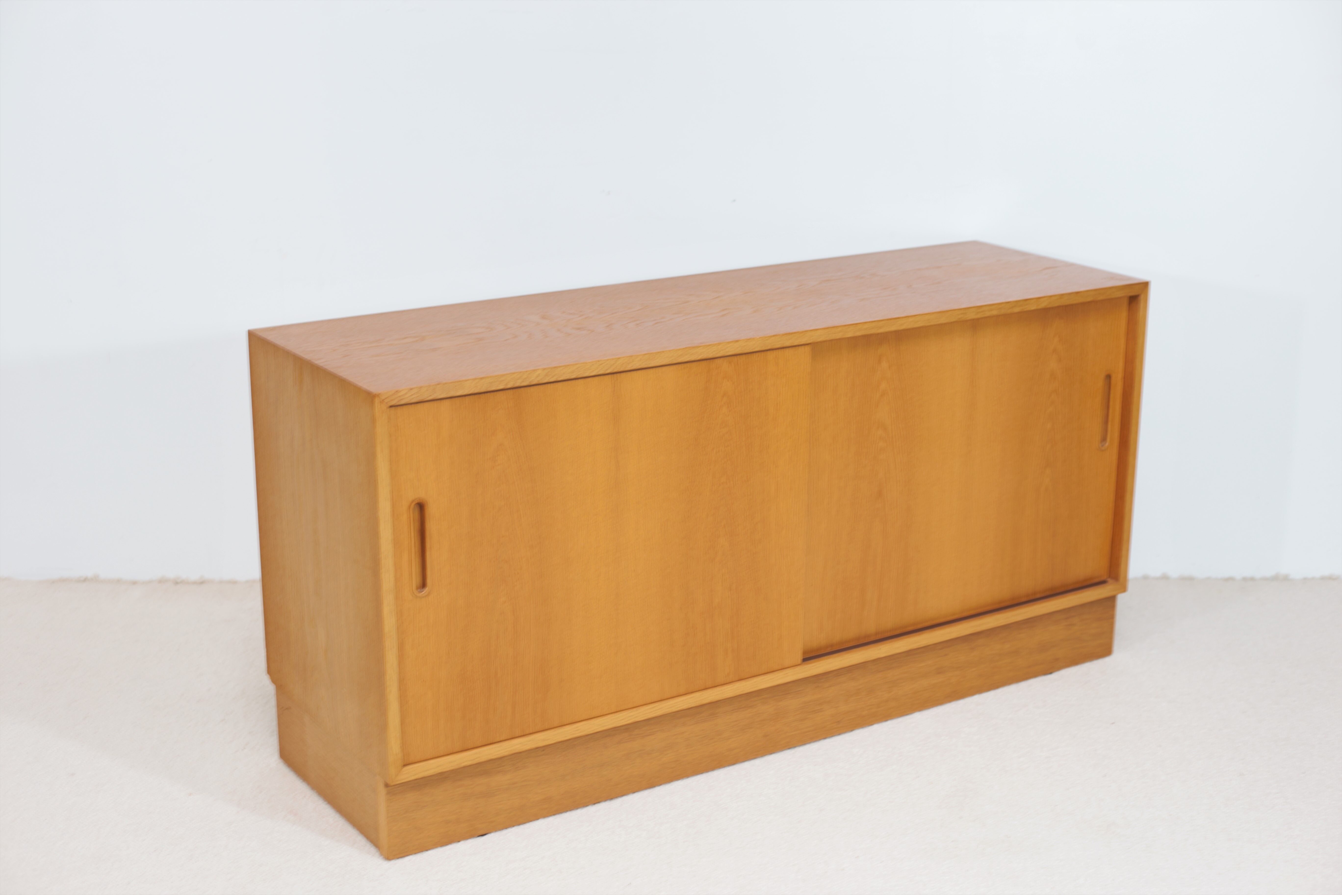 Hundevad oak sideboard