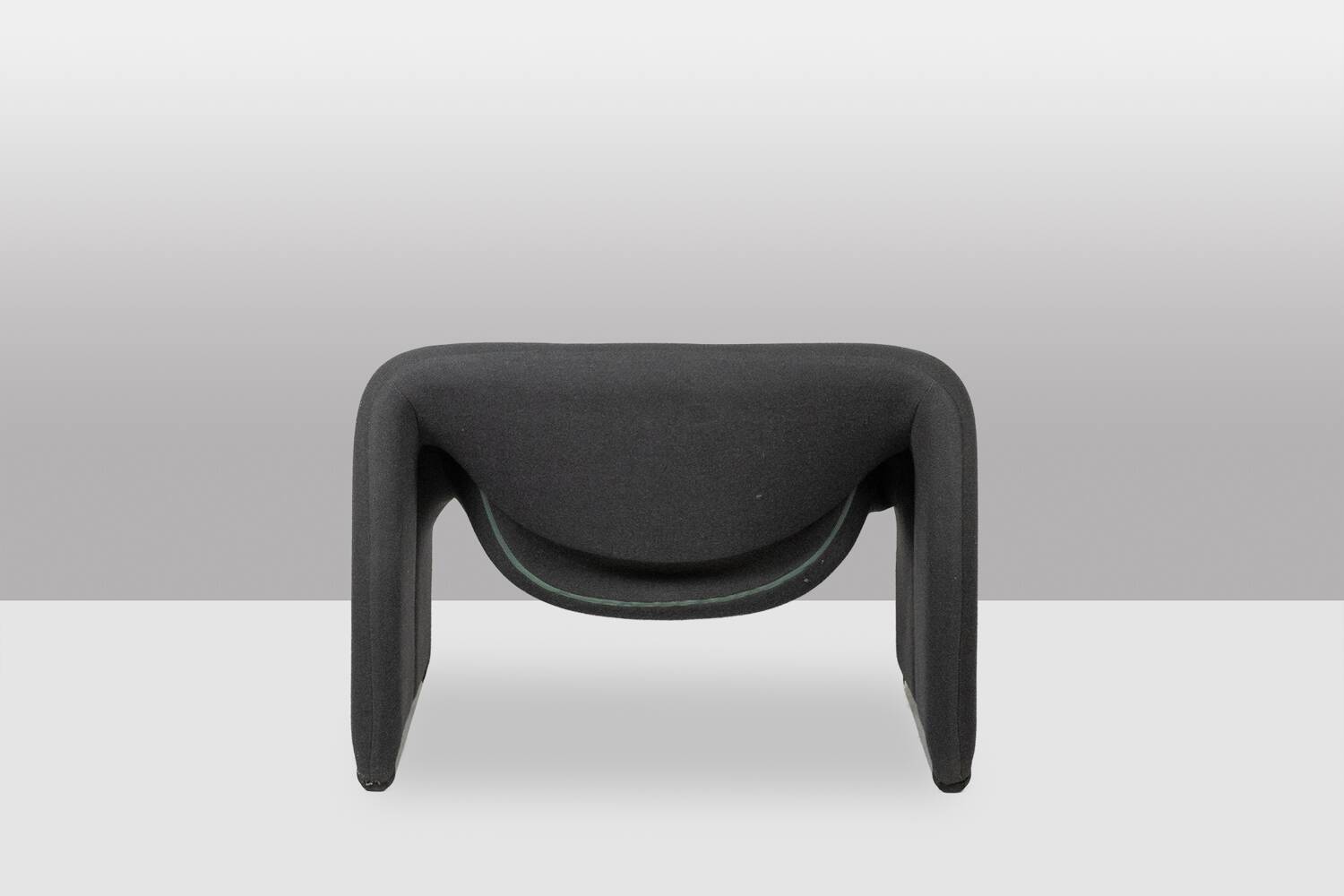 Pierre Paulin for Artifort. Pair of "Groovy" armchairs. 1970s-80s