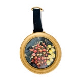 Round frame multicolored dried flowers