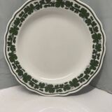 Meissen "Weinlaub" dessert plates, set of 2