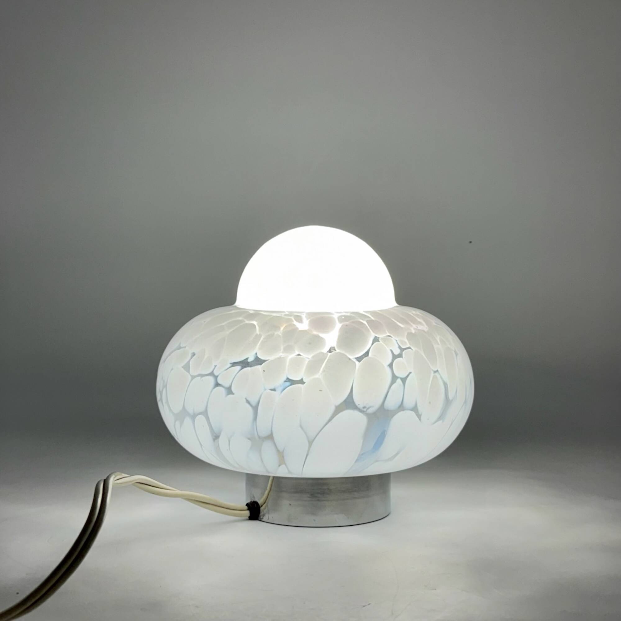 Lampe de table UFO en verre marbré, années 1960