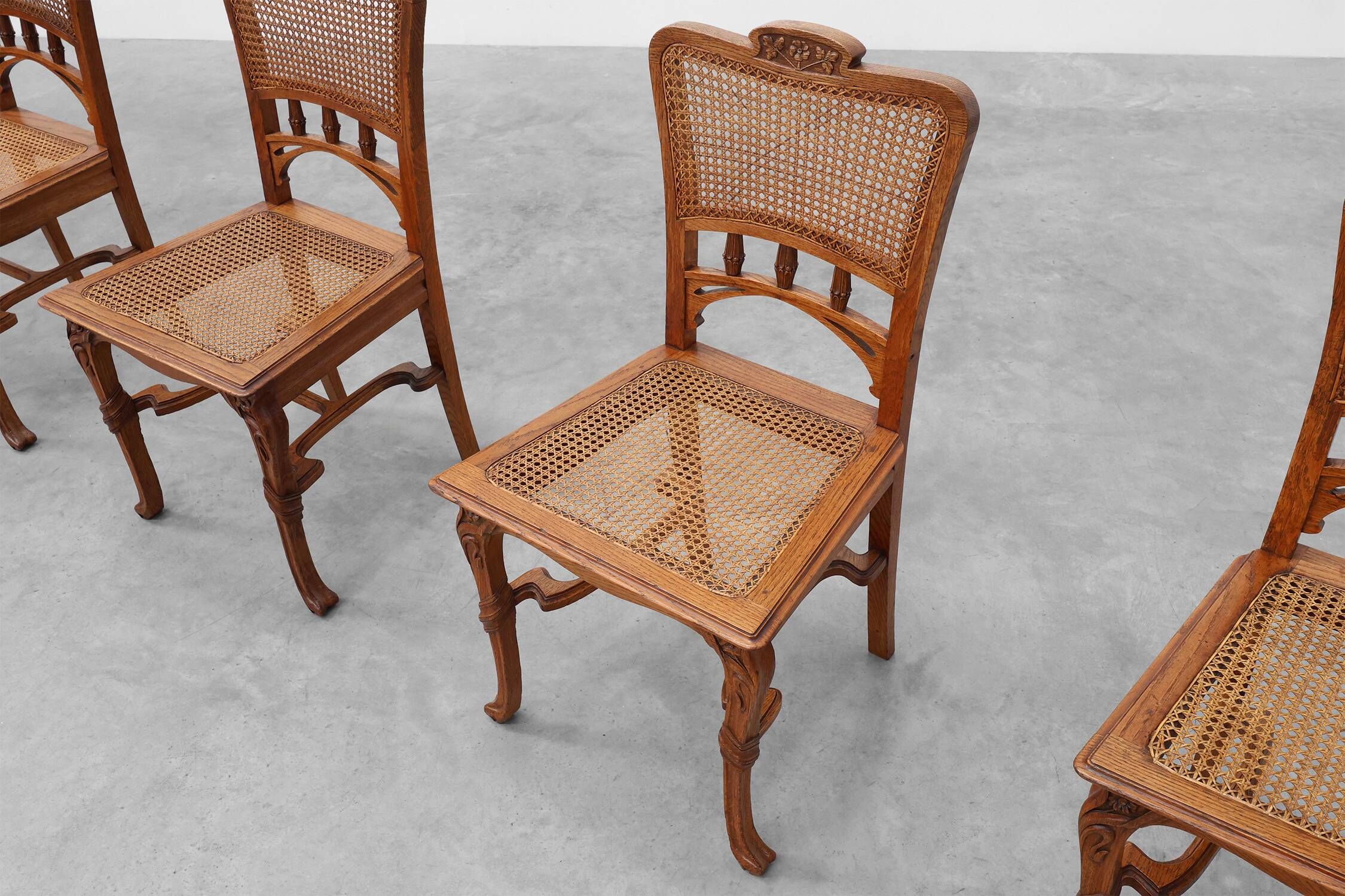 Set of 6 art nouveau dinner chairs in the manner of Victor Horta, Belgium