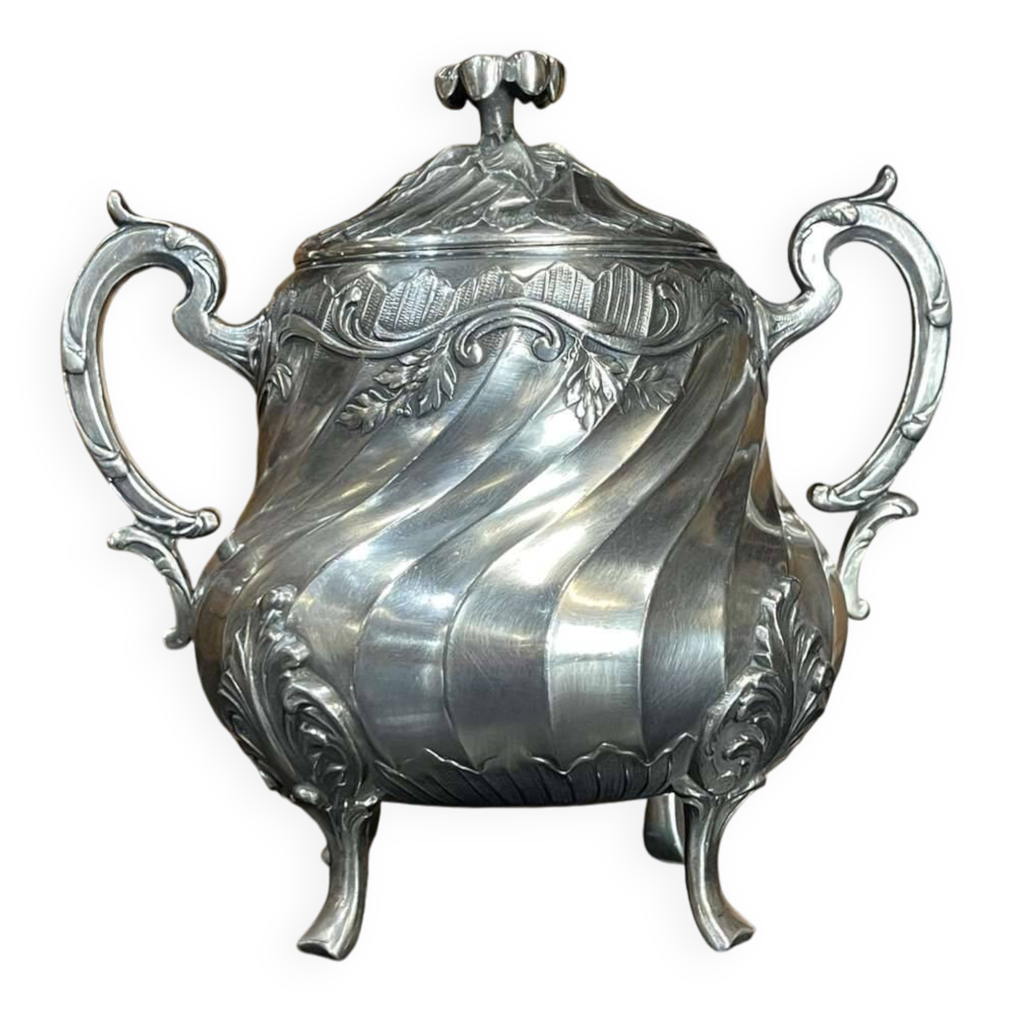 English silver plated sugar bowl
