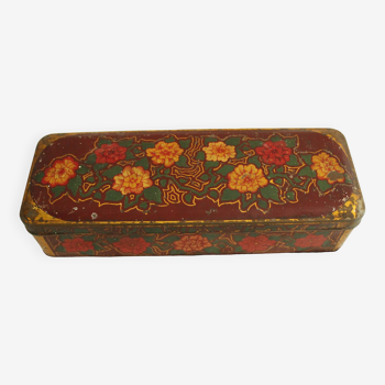 Metal box - floral motifs