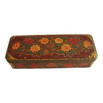 Metal box - floral motifs