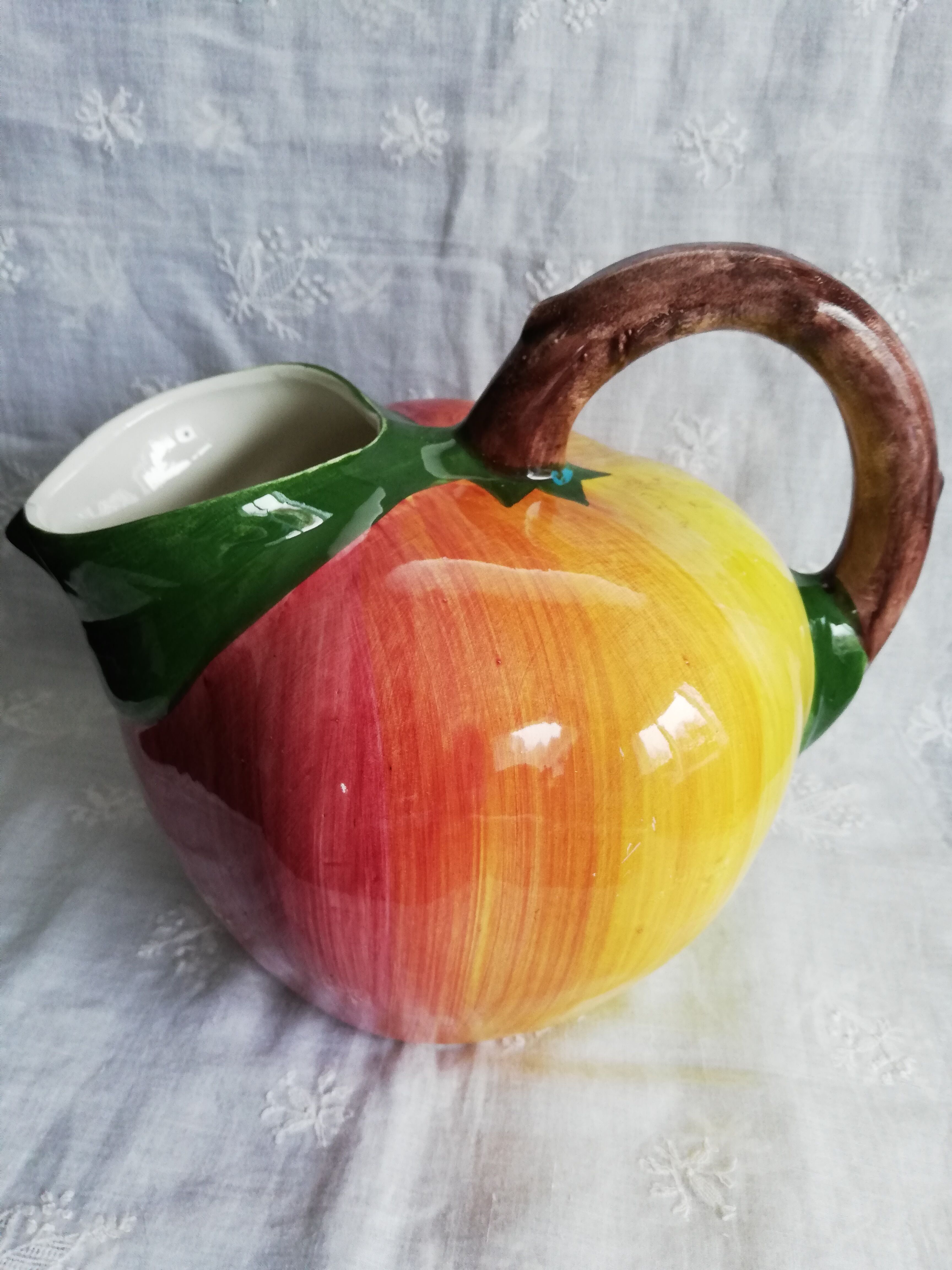 Large apple pitcher 3L ceramic slurry