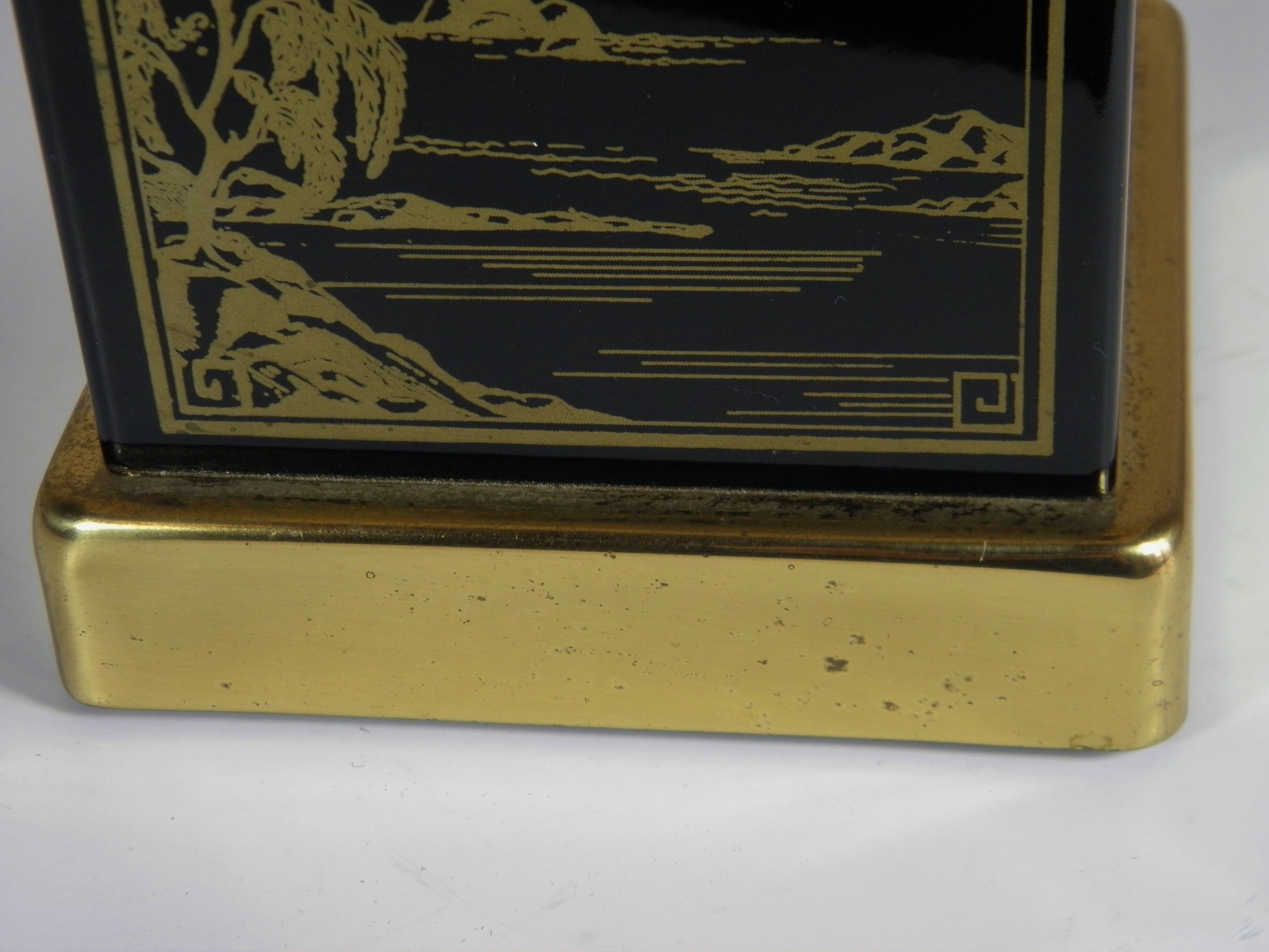 Pagoda lamp from the 1970s