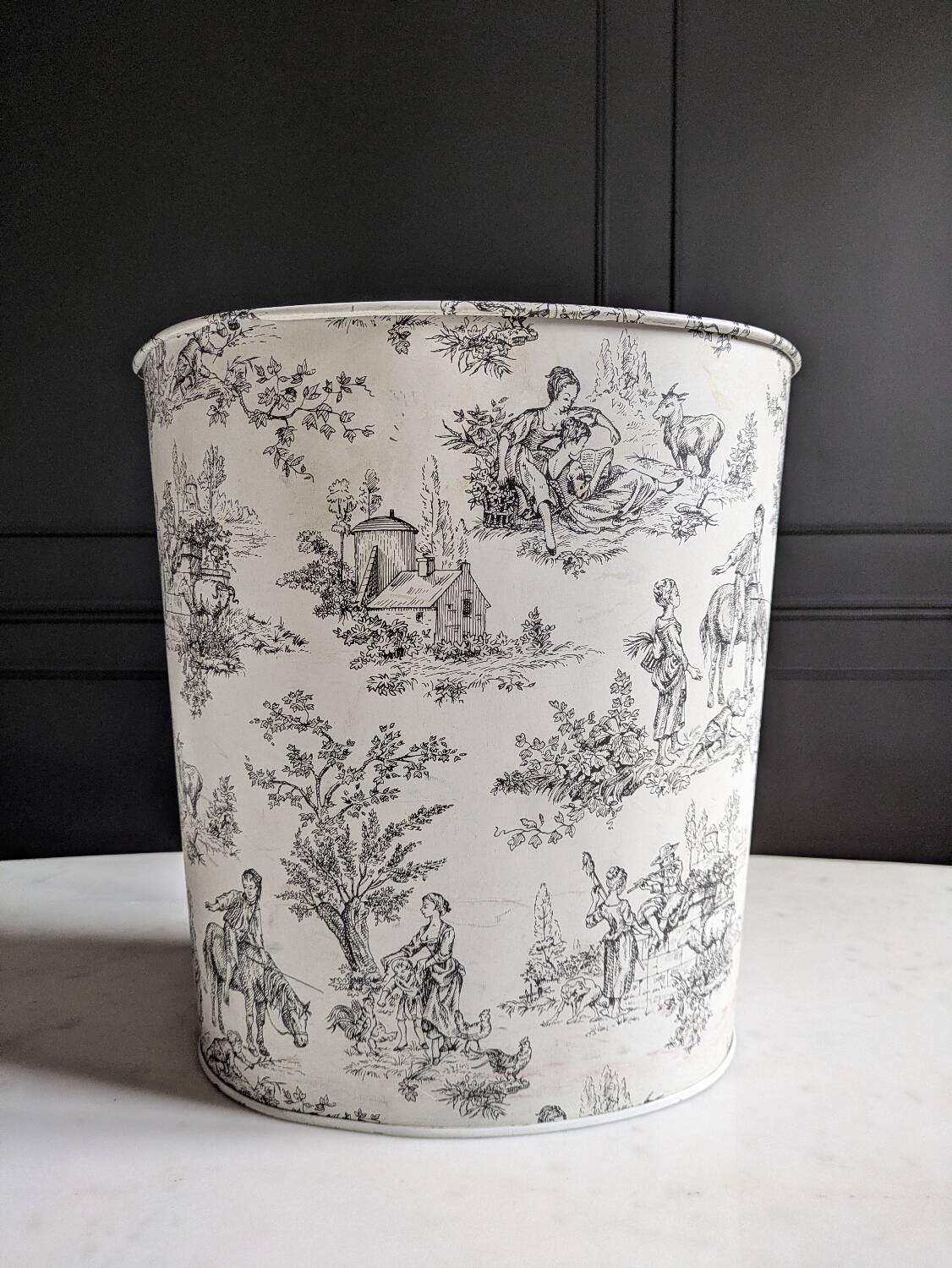 Massily France wastepaper basket